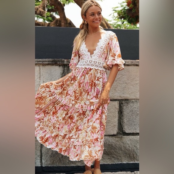 Saints + Secrets Floral Crochet Plunge Neck Maxi Dress | Size M | Pink & Orange - Picture 1 of 5